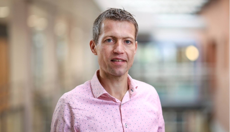 Promovendus en docentonderzoeker Henk Ruiter
