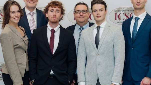 HAN salesstudenten en -docenten tijdens de International Collegiate Sales Competition (ICSC) in Orlando.