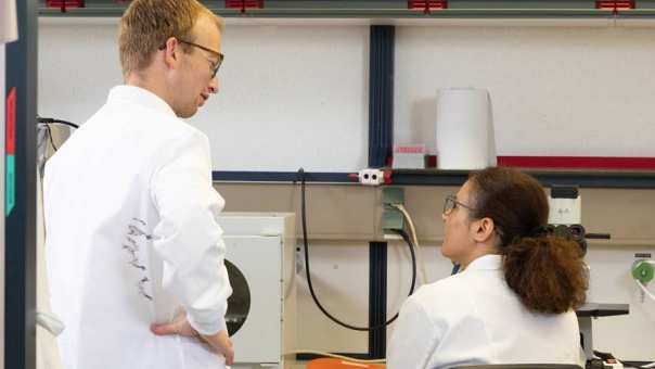 Foto's lectoraat en minor Drug Discovery op Pivot Park in Oss