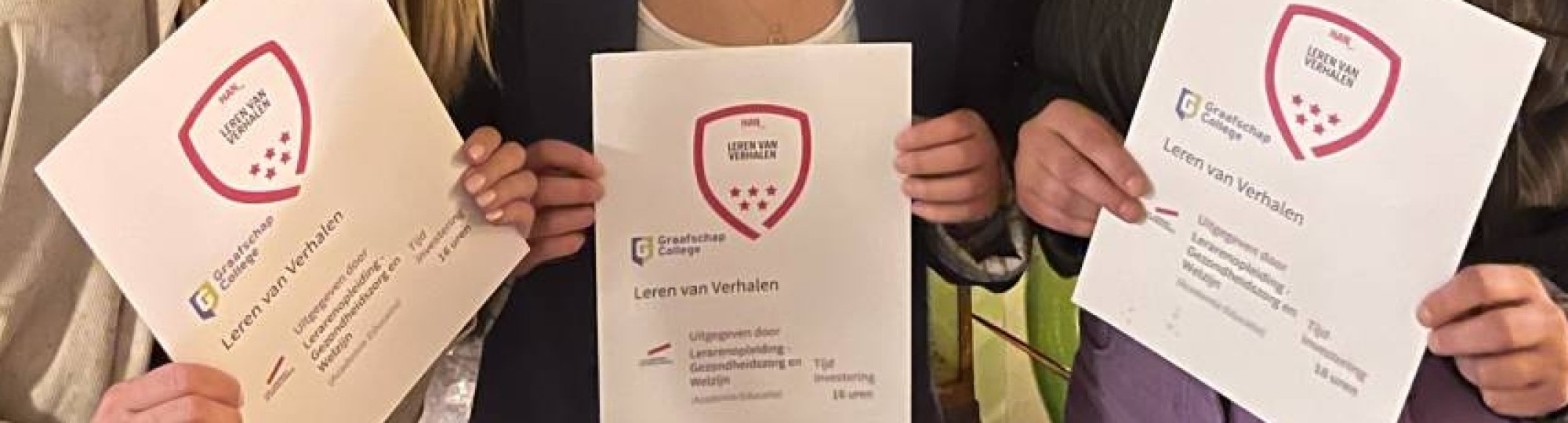 HAN en Graafschap College reiken samen edubadge 'Leren van verhalen' uit. 