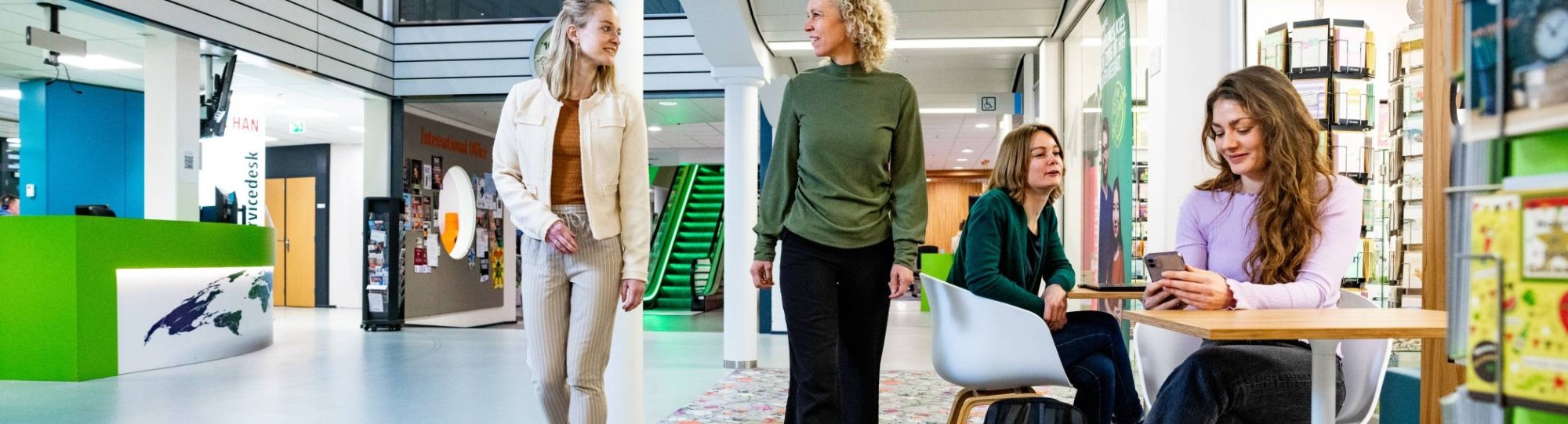 Studenten van deeltijd Bedrijfskunde en Logistiek tijdens de introductie