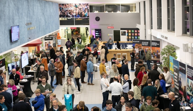 Studenten van de academie it en mediadesign