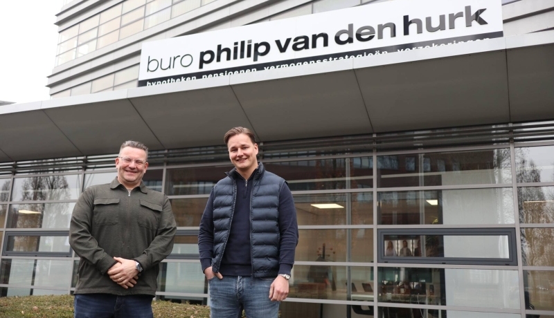 Iwan Jolink en Marcel van Kooten bij buro philip van den hurk