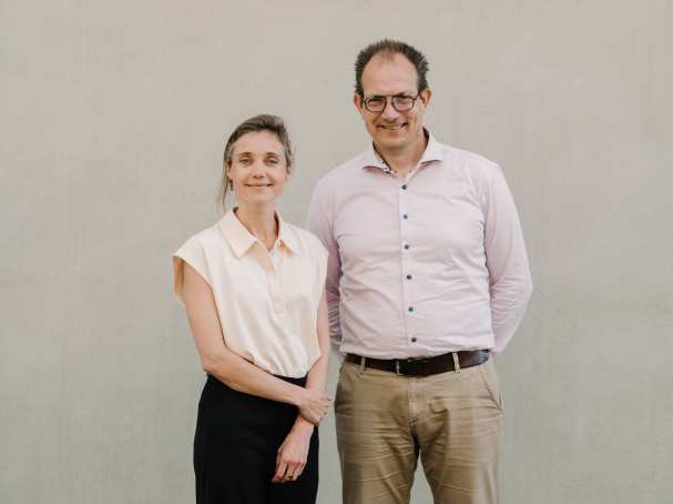 Simone van Bennekom (Creatief Arnhem) en Wouter Sluis-Thiescheffer (HAN lector) voor nieuwsbericht leernetwerk Immersive Experiences.