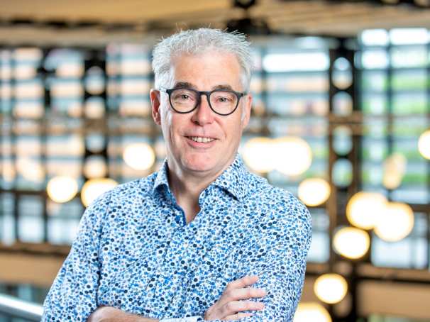 Portretfoto Ton Satink voor website Centre of Expertise Sneller Herstel