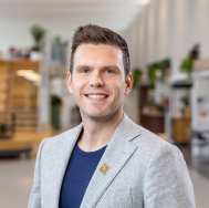 Lectoraat-Smart-Manufacturing_portretfoto-Mitchell-van- Roij_2026