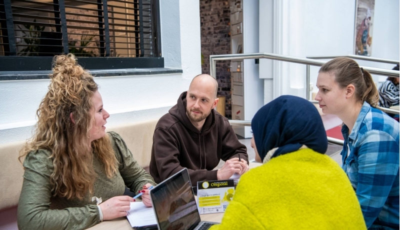 Onderzoeksproject POINT-R - onderzoek naar zorgtechnologie in de praktijk