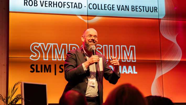 Rob Verhofstad bij aftrap Slim Schoon Sociaal Symposium