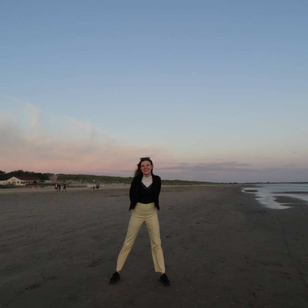 Portretfoto van Emira, studente aan de Lerarenopleiding Biologie aan de HAN