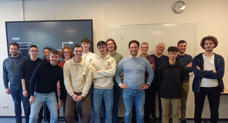 Studenten en docenten van de nieuwe transferminor Engineering Systems. Foto: MES Skills docent Esther Uwland.