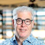 Portretfoto Ton Satink voor website Centre of Expertise Sneller Herstel