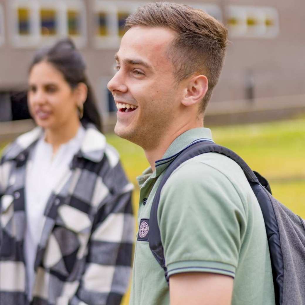 AFEM_studenten-buiten-plein-arnhem-0437_2023