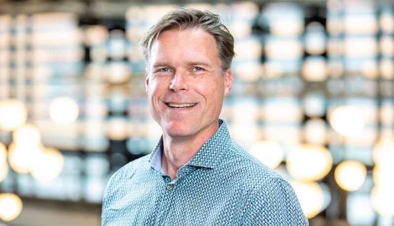 Portretfoto Hans Kerstens voor website Centre of Expertise Sneller Herstel
