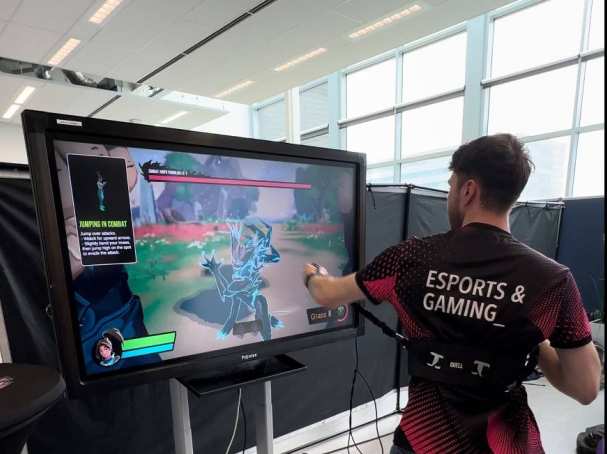Esports gaming tijdens Vierdaagsefeesten op Kids- en Jongerenplein 2024