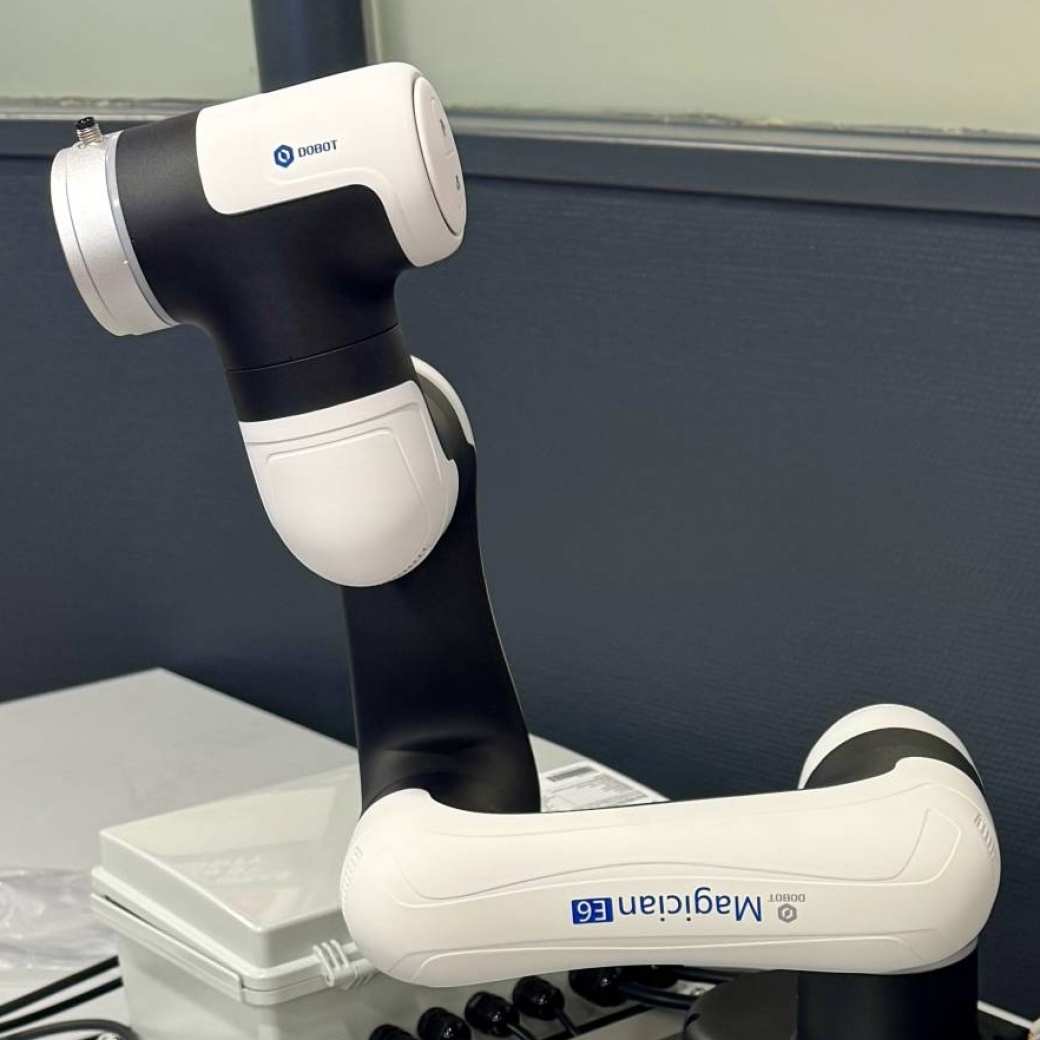 Cobot Magician E6