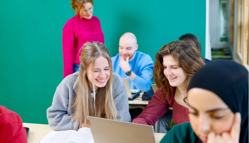 HAN Academie Educatie, Pabo, Pabo-ALO, ALPO, voltijd en deeltijd, studenten in lokaal begeleiding van docent, 2024