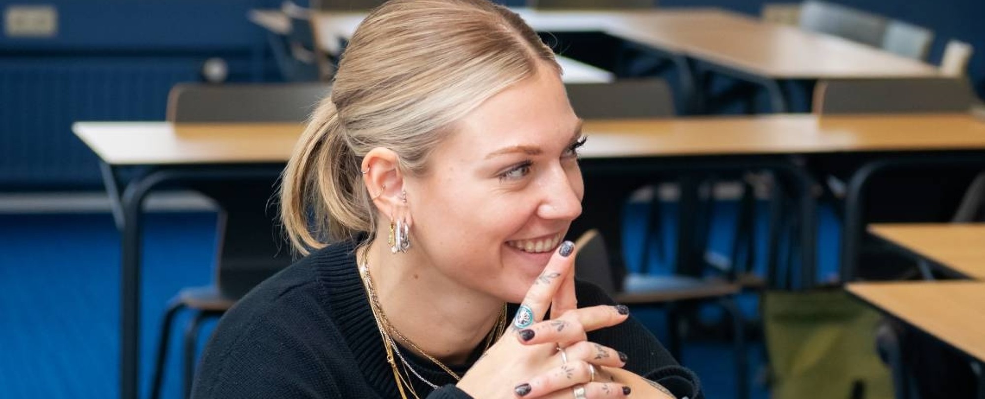 AMM LLO Isa tijdens les Social Work deeltijd