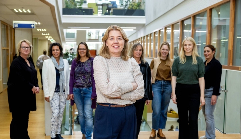 Het team van het HAN-lectoraat Ethiek van Verbinding met Mensen met een Verstandelijke Beperking. Lector Maaike Hermsen.