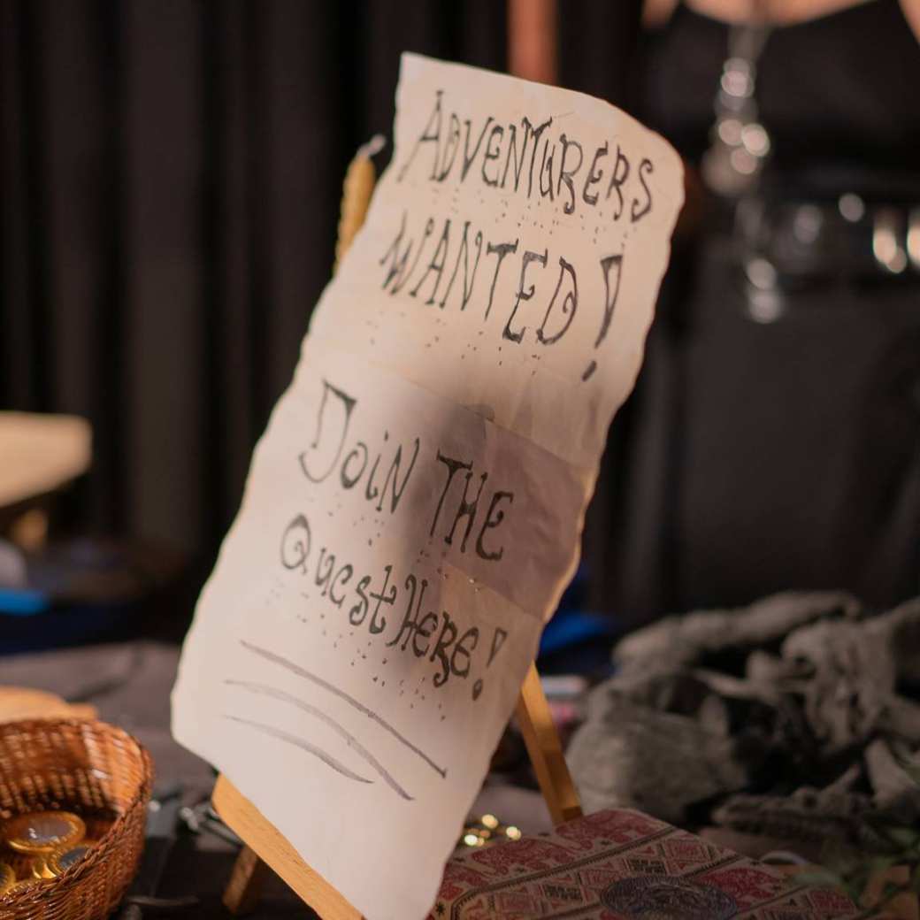 The land of mystica oproep met de tekst adventures wanted