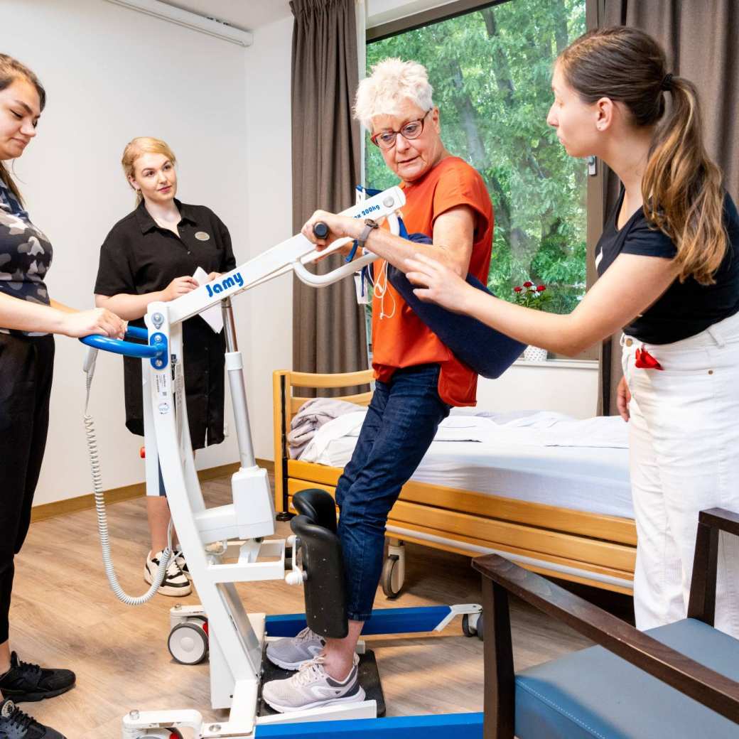 Fotoshoot vergaande samenwerking door HAN academie gezondheid en vitaliteit bij de Waalboog.