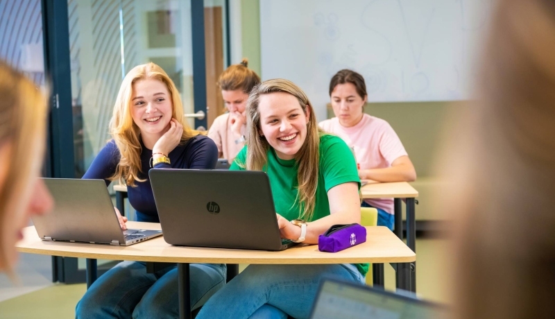 Studenten HAN in de klas