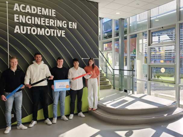 Studenten Technische Bedrijfskunde winnen prijs Jong Ondernemen met Snelgrip