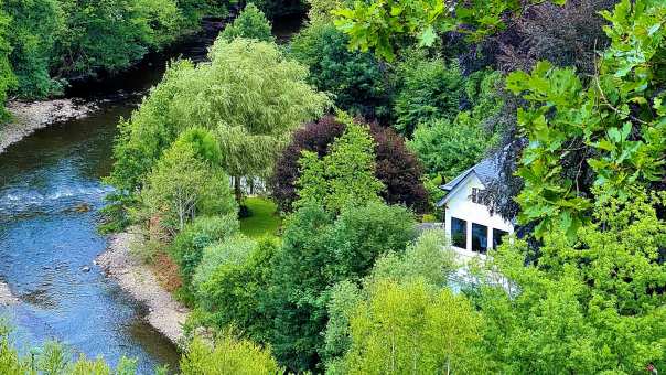 la calmie huis in het ardenner bos