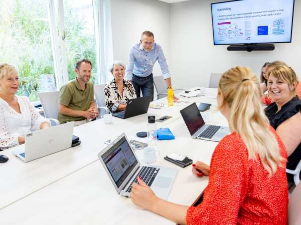 Fotoshoot vergaande samenwerking door HAN academie gezondheid en vitaliteit bij de Waalboog.