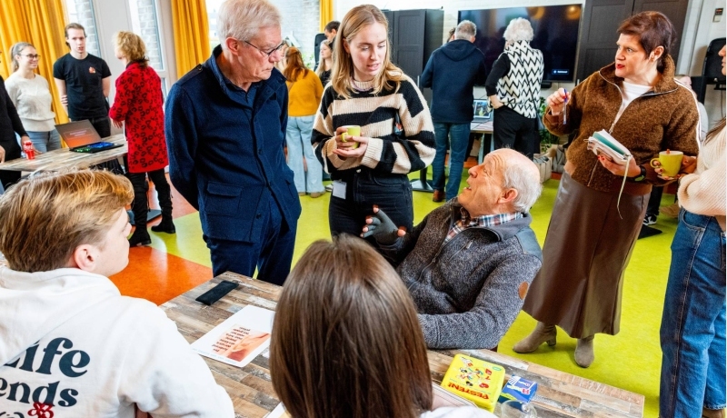 Labs en Werkplaats Malden-studenten-professionals en burgers aan het werk