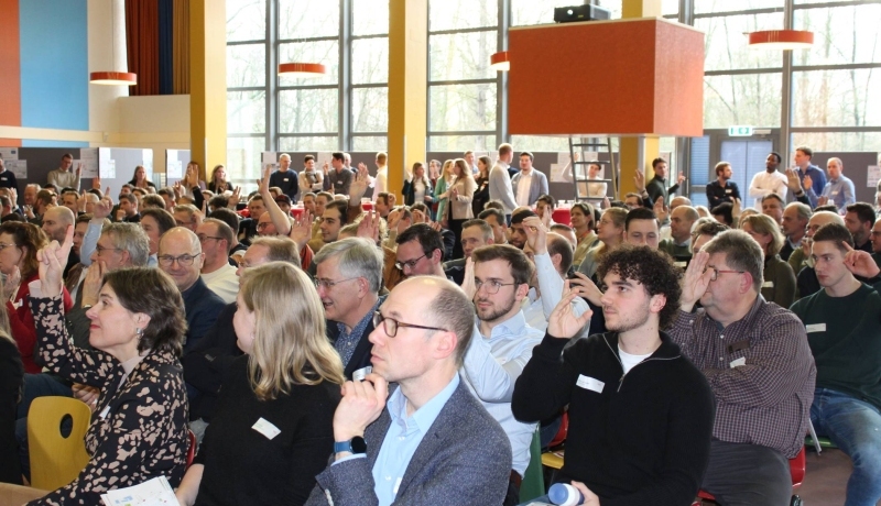 Sfeerbeeld van gevulde zaal tijdens HAN Lean Event 2023