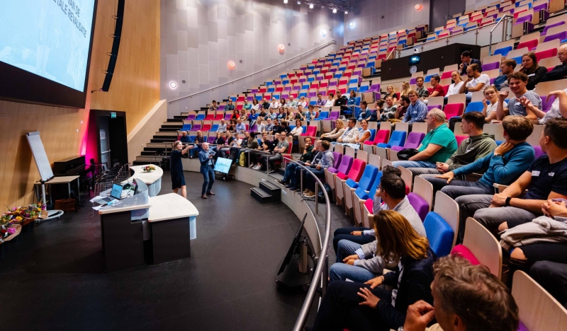 nieuwsbericht debat toekomst mmr dat op 8 juni plaatsvond.