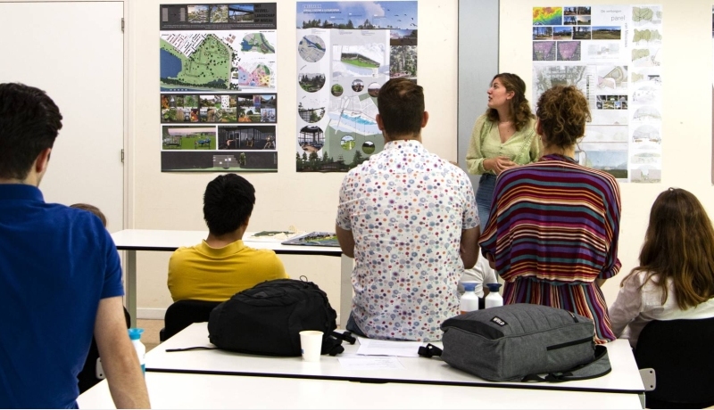 presentatie bij de minor dutch architecture meets dutch landscape architecture
