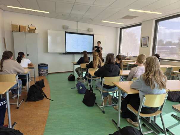 Crum voor de klas. Starter. Educatie