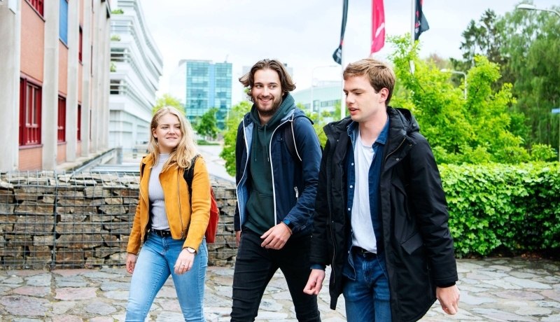 Kapittelweg 33 Nijmegen Ergotherapie studeren hbo opleiding wandelen ingang entree