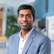 Nikhil Muthakana, docent voor de MES, Master Engineering Systems aan de Academie Engineering en Automotive.