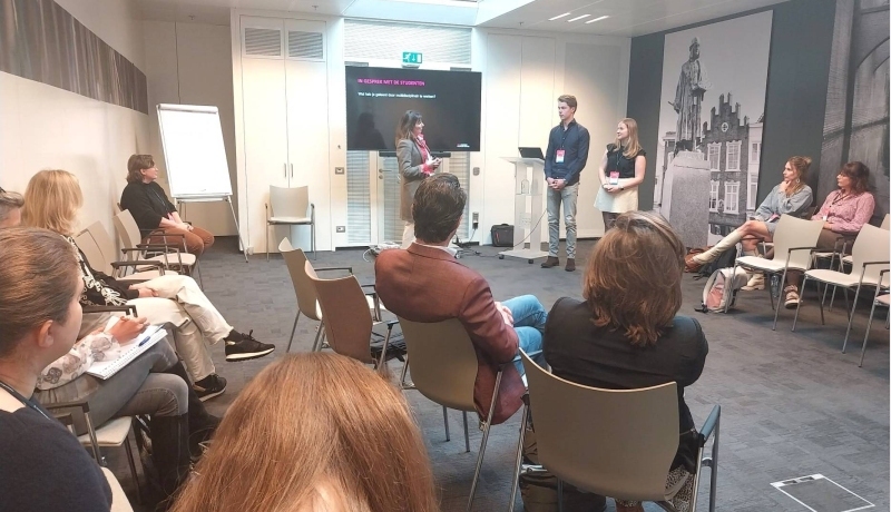 workshop op het vereniging hogescholen congres 2024 over multidisciplinair samenwerken tijdens het toegankelijke mondzorgproject van o.a. lectoraat human communication development.