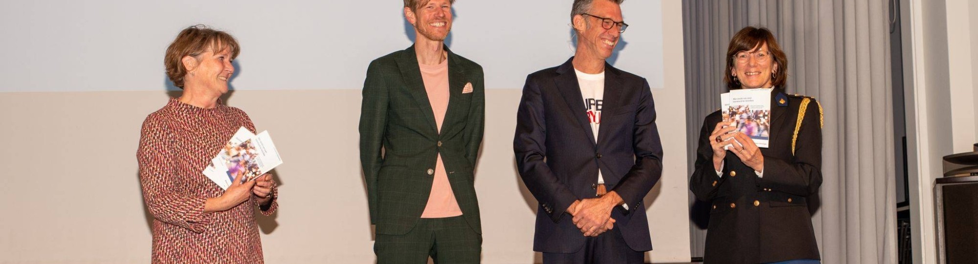 Een foto van de lectorale rede van Bauke Koekkoek bij de Politieacademie.