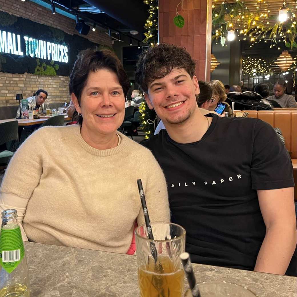 Moeder Anke en Zoon Mies de Wit, allebei op de HAN