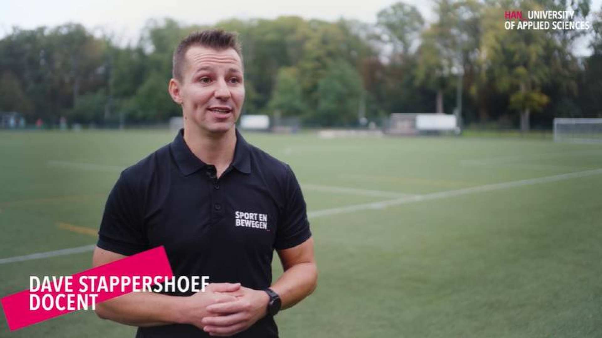 videoafbeelding AD Sport docent dave stappershoef