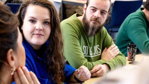 AMM LLO Dennis, Sandy en Anne tijdens de les