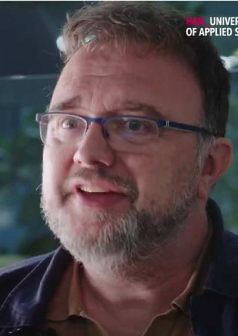 Videostill van de video Opleiden van leraren van het lectoraat professionaliteit van leraren met Tom Schoemaker